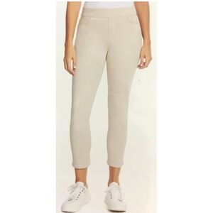 NWT - Gloria Vanderbilt Crop Pants